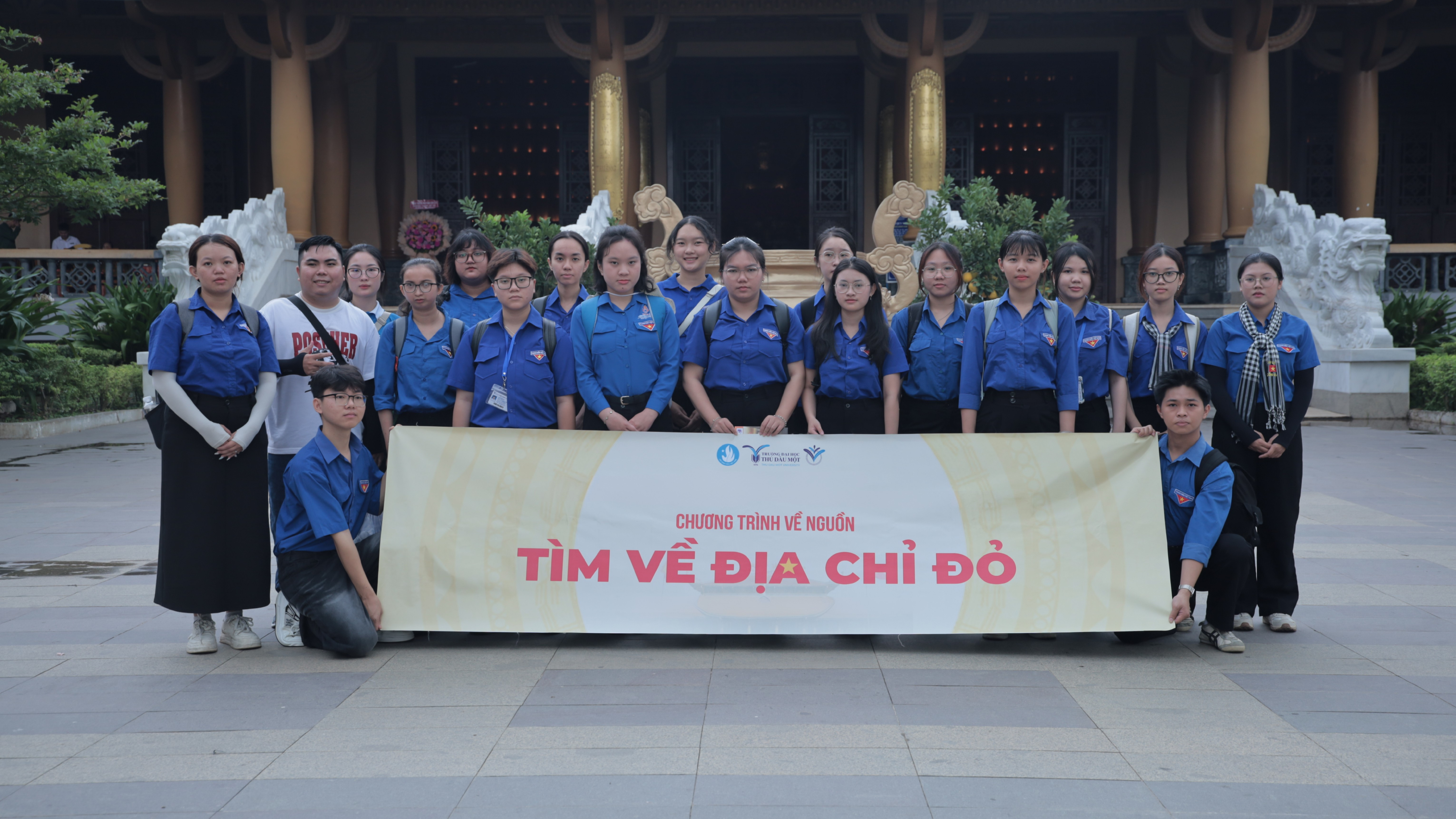 HÀNH TRÌNH “CHÍN THÁNG GIÊNG” – LAN TỎA TRUYỀN THỐNG, KHƠI DẬY KHÁT VỌNG CỐNG HIẾN